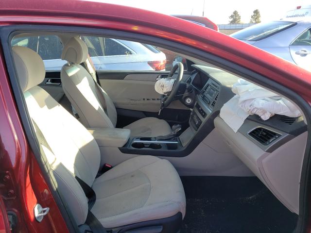 Photo 4 VIN: 5NPE24AF9FH116240 - HYUNDAI SONATA SE 