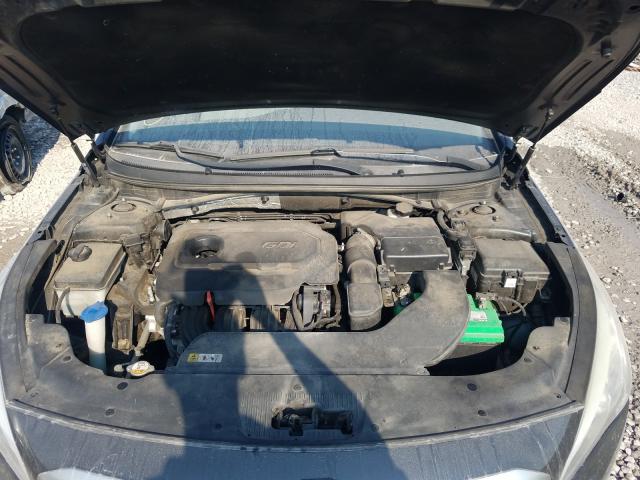 Photo 6 VIN: 5NPE24AF9FH127982 - HYUNDAI SONATA SE 