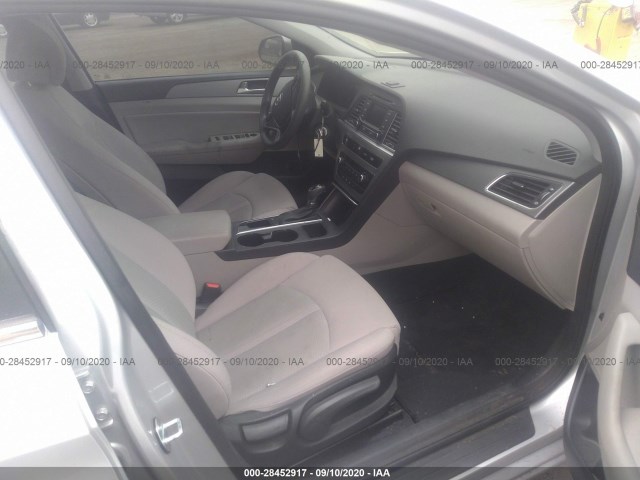 Photo 4 VIN: 5NPE24AF9FH164045 - HYUNDAI SONATA 