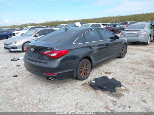 Photo 3 VIN: 5NPE24AF9FH174851 - HYUNDAI SONATA 