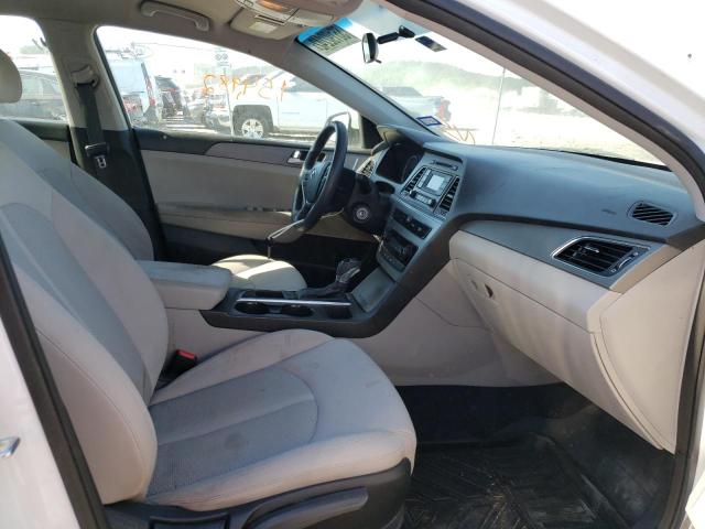 Photo 4 VIN: 5NPE24AF9FH183114 - HYUNDAI SONATA SE 