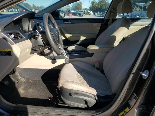 Photo 6 VIN: 5NPE24AF9FH185722 - HYUNDAI SONATA SE 