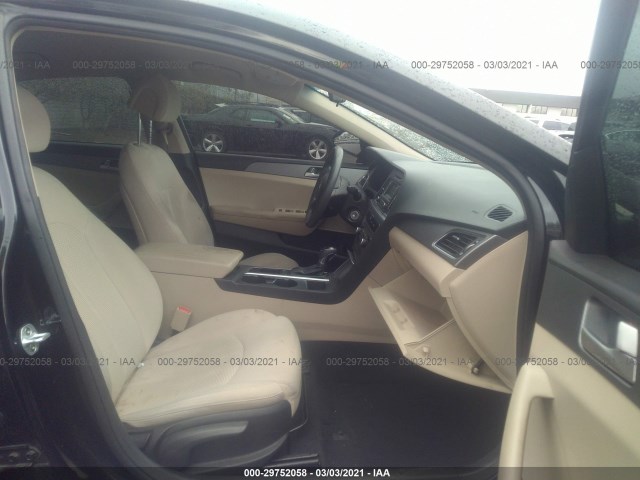 Photo 4 VIN: 5NPE24AF9FH189396 - HYUNDAI SONATA 