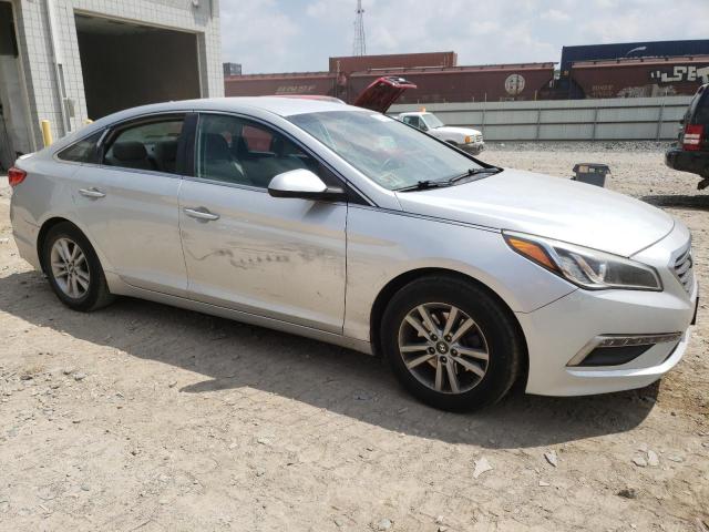 Photo 3 VIN: 5NPE24AF9FH200817 - HYUNDAI SONATA SE 