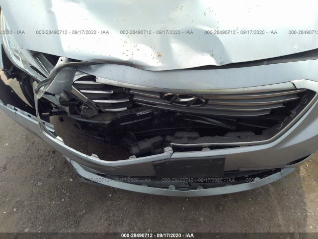 Photo 5 VIN: 5NPE24AF9FH209193 - HYUNDAI SONATA 