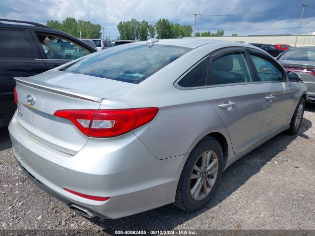 Photo 3 VIN: 5NPE24AF9FH216905 - HYUNDAI SONATA 