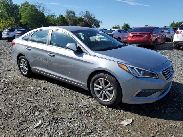 Photo 3 VIN: 5NPE24AF9FH221960 - HYUNDAI SONATA SE 