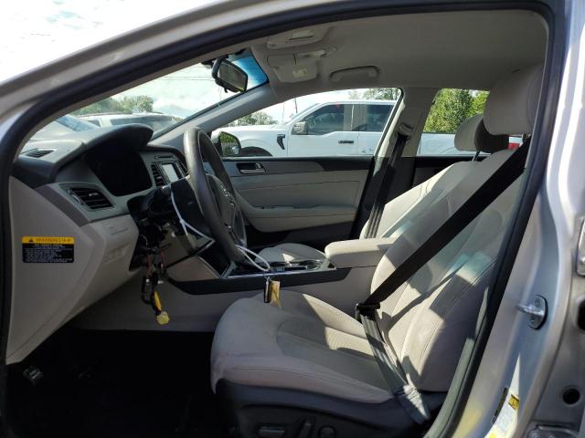 Photo 6 VIN: 5NPE24AF9FH228472 - HYUNDAI SONATA SE 