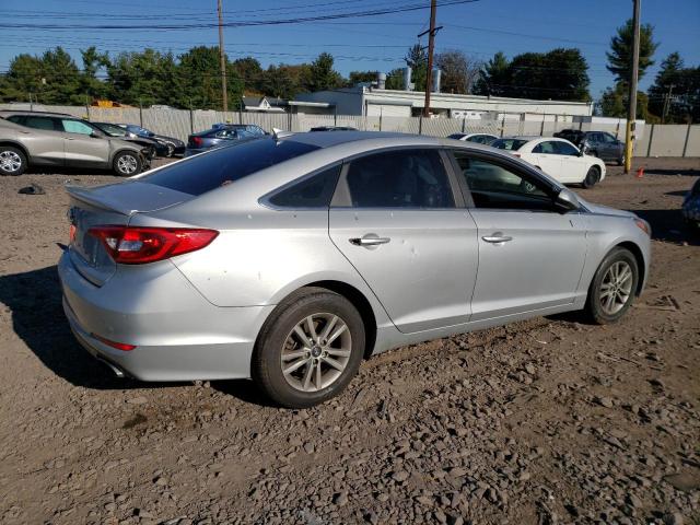 Photo 2 VIN: 5NPE24AF9FH239455 - HYUNDAI SONATA 