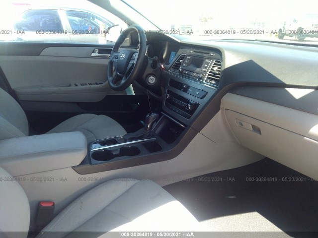 Photo 4 VIN: 5NPE24AF9FH246485 - HYUNDAI SONATA 