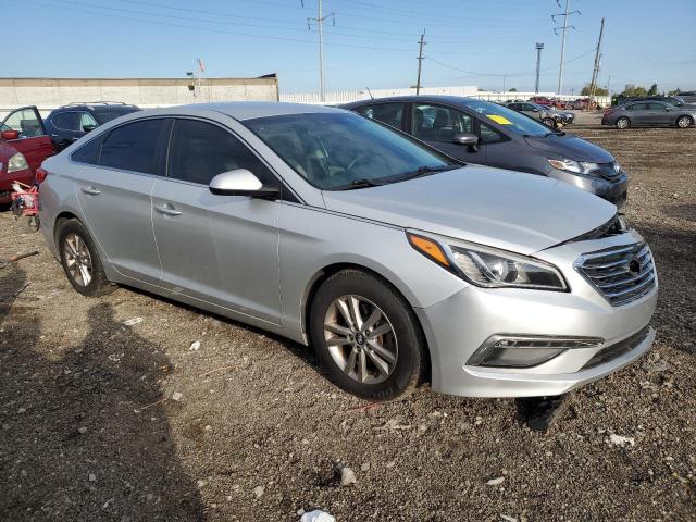 Photo 3 VIN: 5NPE24AF9FH253999 - HYUNDAI SONATA SE 