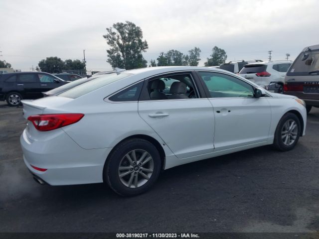 Photo 3 VIN: 5NPE24AF9FH256286 - HYUNDAI SONATA 