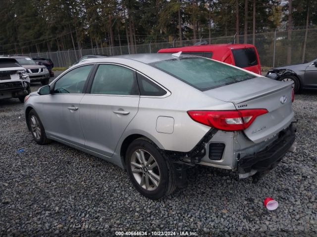 Photo 2 VIN: 5NPE24AF9FH256692 - HYUNDAI SONATA 