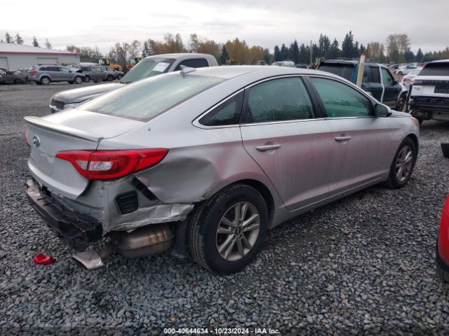 Photo 3 VIN: 5NPE24AF9FH256692 - HYUNDAI SONATA 