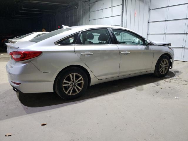 Photo 2 VIN: 5NPE24AF9GH257407 - HYUNDAI SONATA SE 