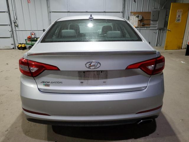 Photo 5 VIN: 5NPE24AF9GH257407 - HYUNDAI SONATA SE 