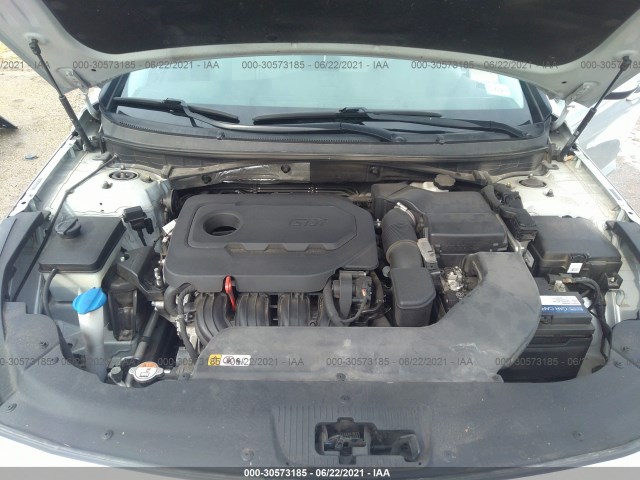 Photo 9 VIN: 5NPE24AF9GH264681 - HYUNDAI SONATA 