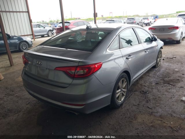 Photo 3 VIN: 5NPE24AF9GH264745 - HYUNDAI SONATA 