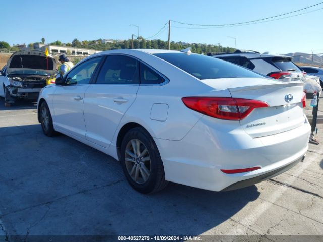 Photo 2 VIN: 5NPE24AF9GH271372 - HYUNDAI SONATA 