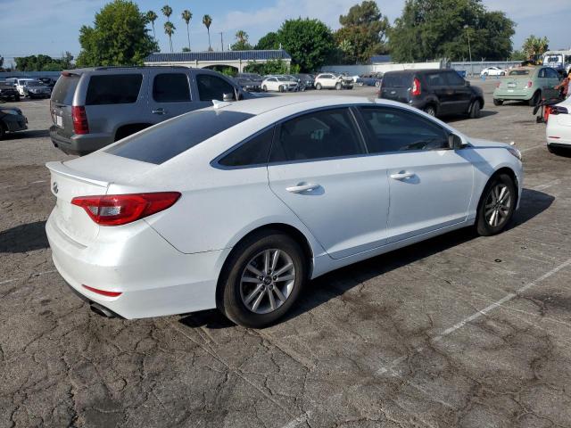 Photo 2 VIN: 5NPE24AF9GH280850 - HYUNDAI SONATA SE 