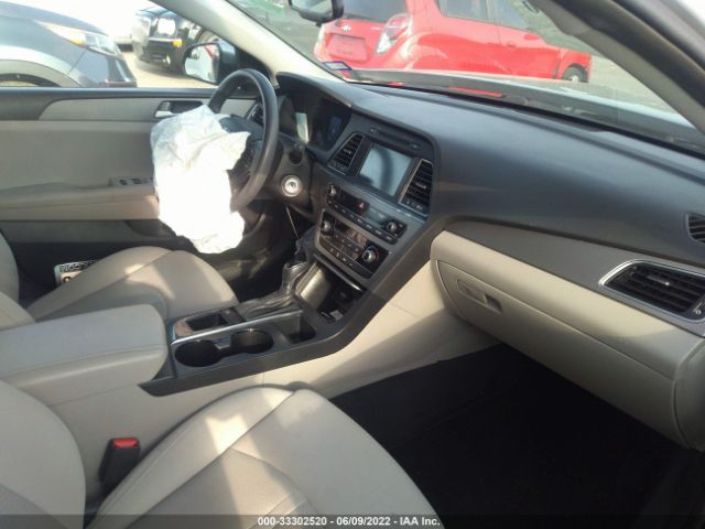 Photo 4 VIN: 5NPE24AF9GH287927 - HYUNDAI SONATA 