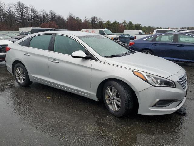 Photo 3 VIN: 5NPE24AF9GH291069 - HYUNDAI SONATA SE 