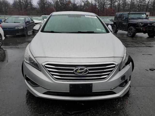 Photo 4 VIN: 5NPE24AF9GH291069 - HYUNDAI SONATA SE 