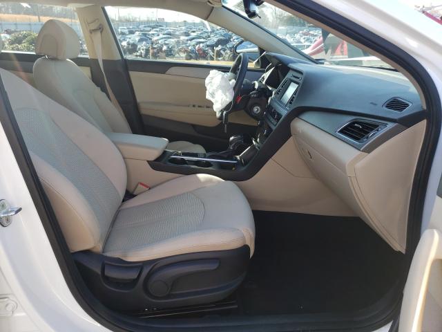 Photo 4 VIN: 5NPE24AF9GH293050 - HYUNDAI SONATA SE 