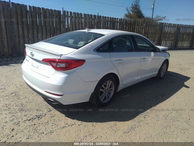 Photo 3 VIN: 5NPE24AF9GH294490 - HYUNDAI SONATA 