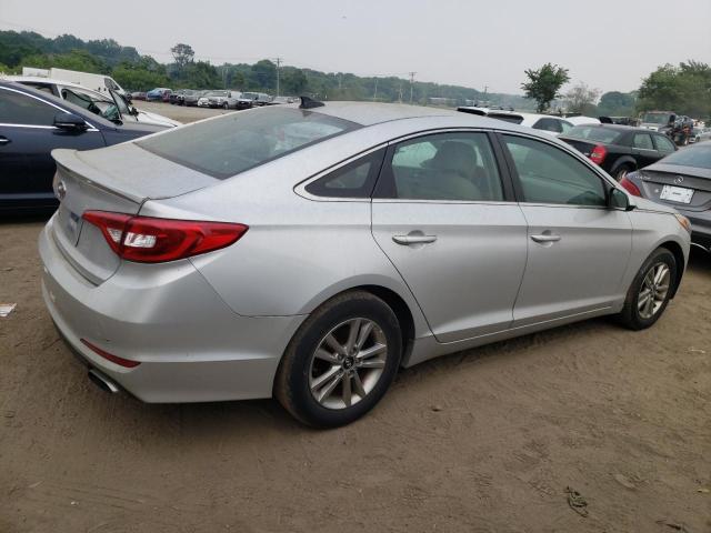 Photo 2 VIN: 5NPE24AF9GH295512 - HYUNDAI SONATA SE 