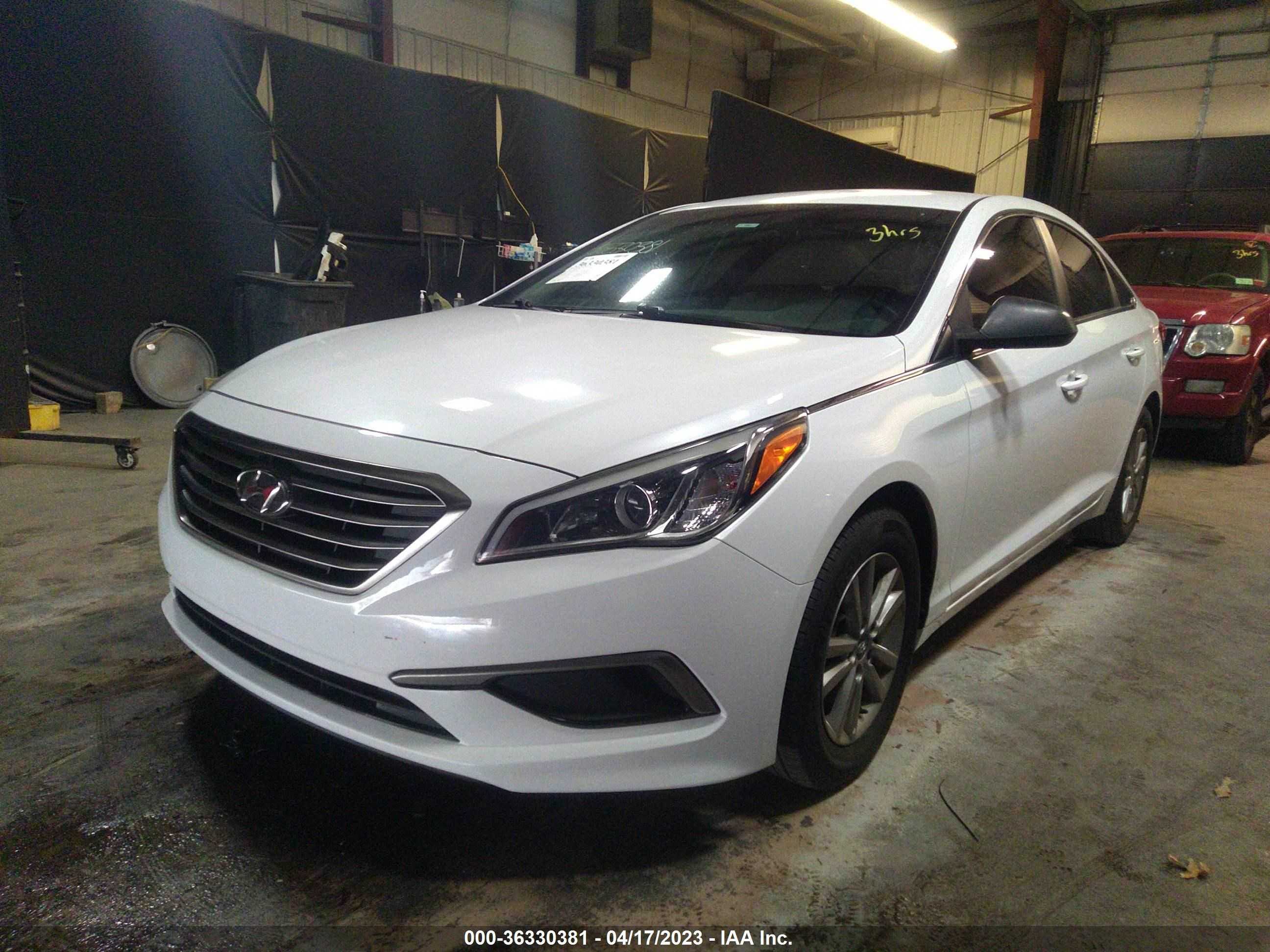 Photo 1 VIN: 5NPE24AF9GH300823 - HYUNDAI SONATA 