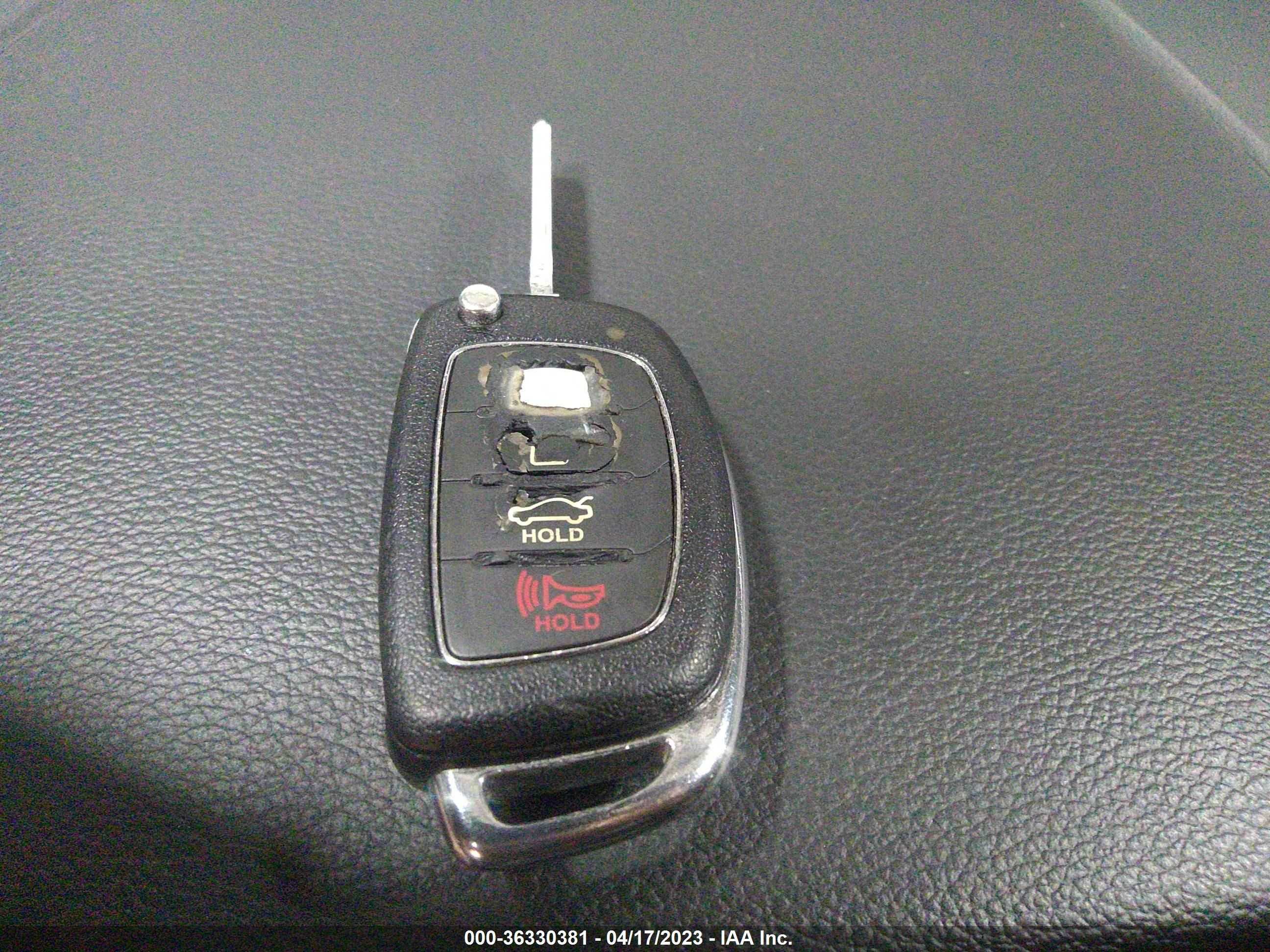 Photo 10 VIN: 5NPE24AF9GH300823 - HYUNDAI SONATA 