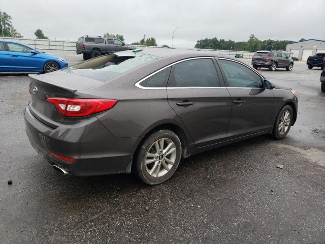 Photo 2 VIN: 5NPE24AF9GH303303 - HYUNDAI SONATA SE 