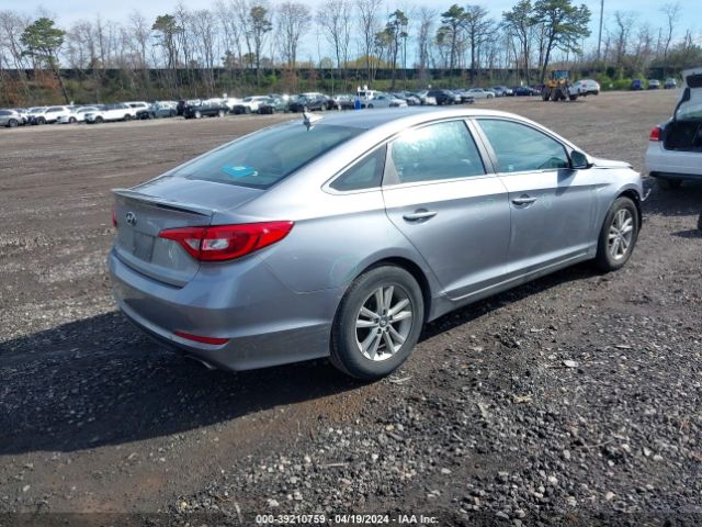 Photo 3 VIN: 5NPE24AF9GH303690 - HYUNDAI SONATA 