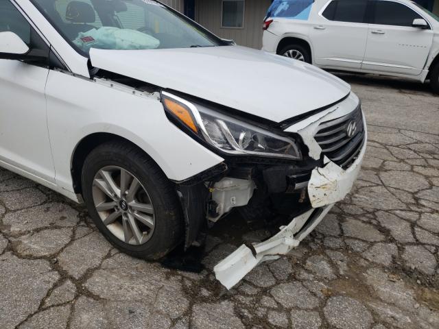 Photo 8 VIN: 5NPE24AF9GH304788 - HYUNDAI SONATA SE 