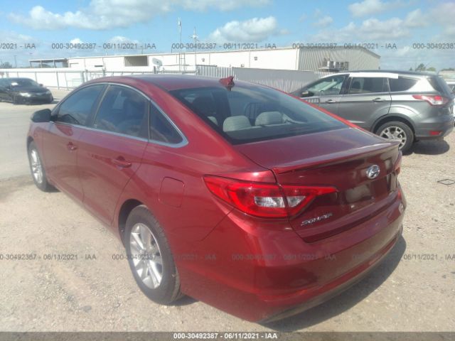 Photo 2 VIN: 5NPE24AF9GH305617 - HYUNDAI SONATA 