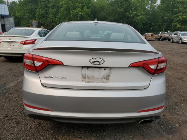 Photo 5 VIN: 5NPE24AF9GH307111 - HYUNDAI SONATA SE 