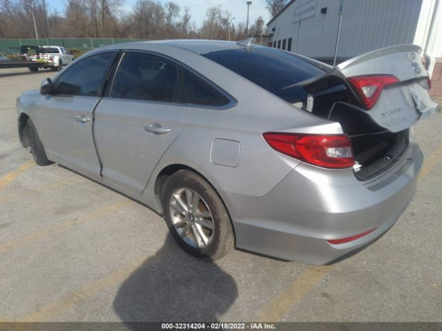 Photo 2 VIN: 5NPE24AF9GH322045 - HYUNDAI SONATA 