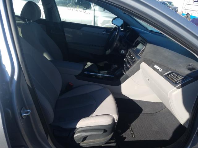 Photo 4 VIN: 5NPE24AF9GH330016 - HYUNDAI SONATA SE 