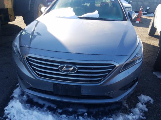 Photo 6 VIN: 5NPE24AF9GH330016 - HYUNDAI SONATA SE 