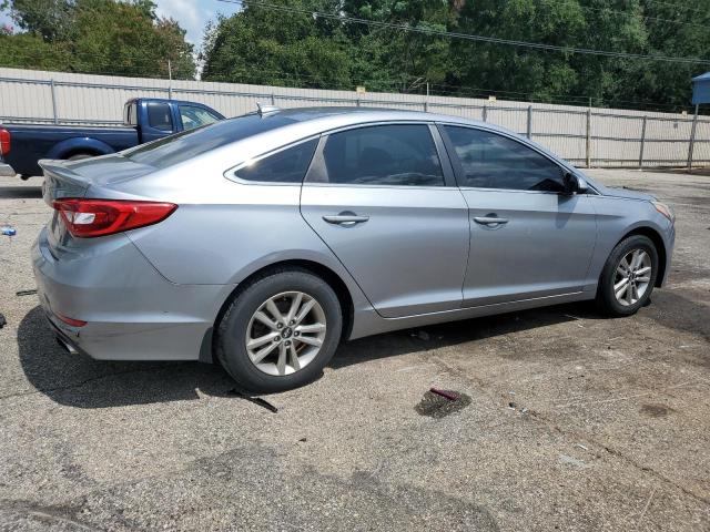 Photo 2 VIN: 5NPE24AF9GH336818 - HYUNDAI SONATA SE 