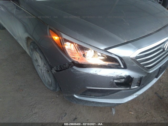 Photo 5 VIN: 5NPE24AF9GH347771 - HYUNDAI SONATA 