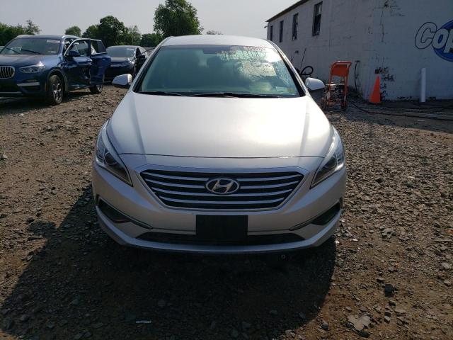 Photo 4 VIN: 5NPE24AF9GH350668 - HYUNDAI SONATA 