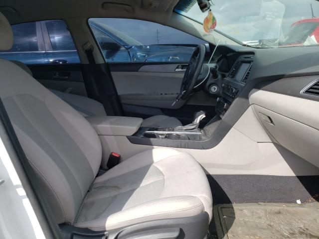 Photo 4 VIN: 5NPE24AF9GH352680 - HYUNDAI SONATA SE 