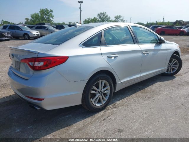 Photo 3 VIN: 5NPE24AF9GH363436 - HYUNDAI SONATA 