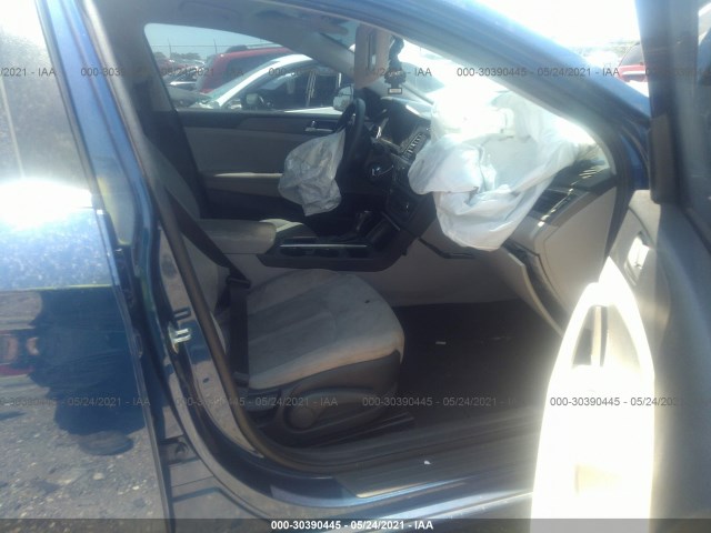 Photo 4 VIN: 5NPE24AF9GH371231 - HYUNDAI SONATA 