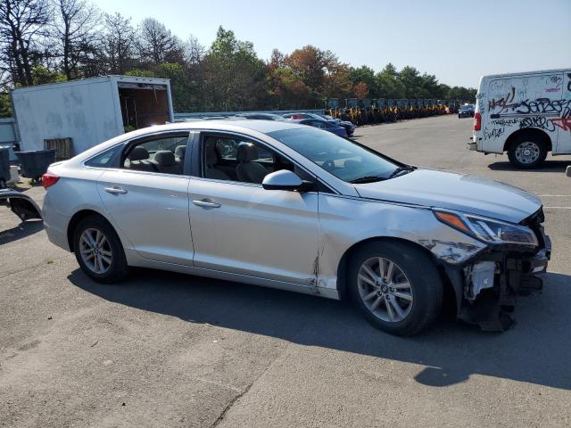 Photo 3 VIN: 5NPE24AF9GH376204 - HYUNDAI SONATA SE 