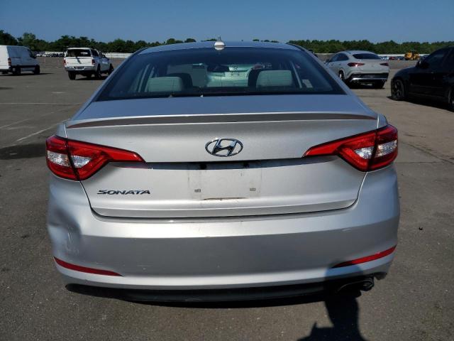 Photo 5 VIN: 5NPE24AF9GH376204 - HYUNDAI SONATA SE 