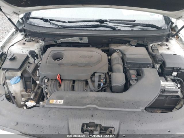 Photo 9 VIN: 5NPE24AF9GH385226 - HYUNDAI SONATA 