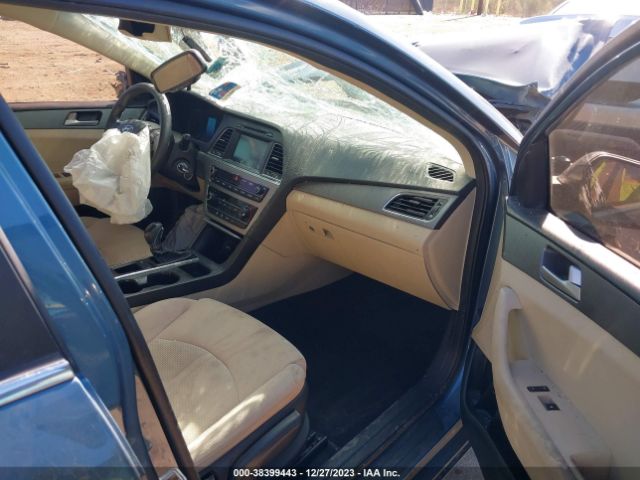 Photo 4 VIN: 5NPE24AF9GH385355 - HYUNDAI SONATA 